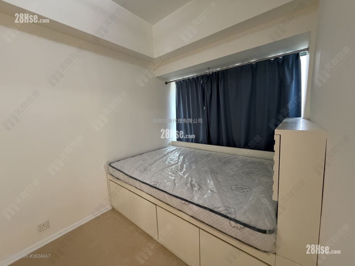 Rambler Crest Sell 2 Bedrooms , 1 Bathroom 451 ft²