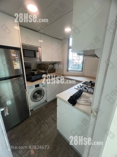 環宇海灣 售盤 3 房 699 平方呎