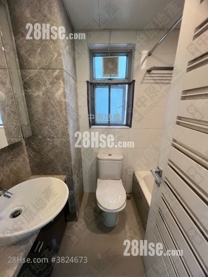 環宇海灣 售盤 3 房 699 平方呎