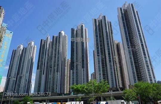 環宇海灣 售盤 3 房 699 平方呎