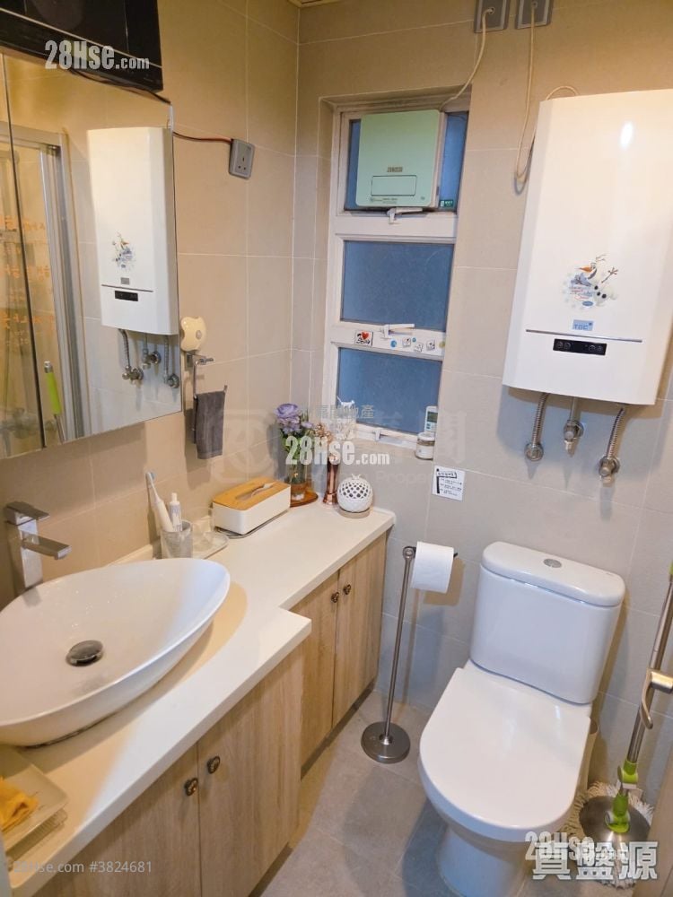 Kingswood Villas Rental 2 Bedrooms , 1 Bathroom 449 ft²