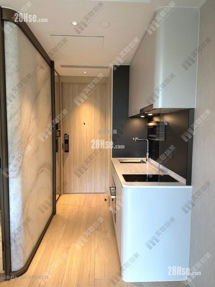 One Innovale Sell 208 ft²