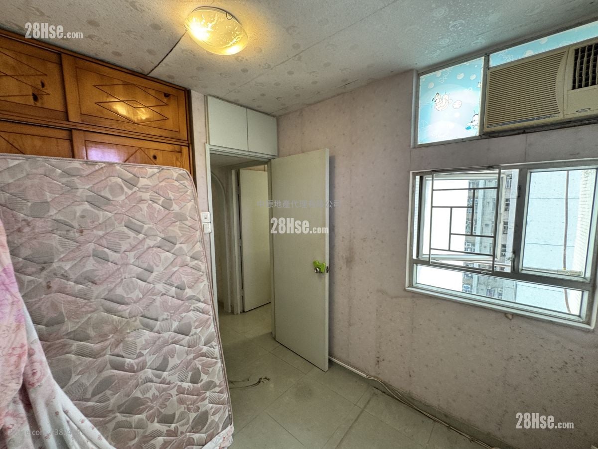 新围苑 售盘 3 房 , 1 浴室 554 平方尺