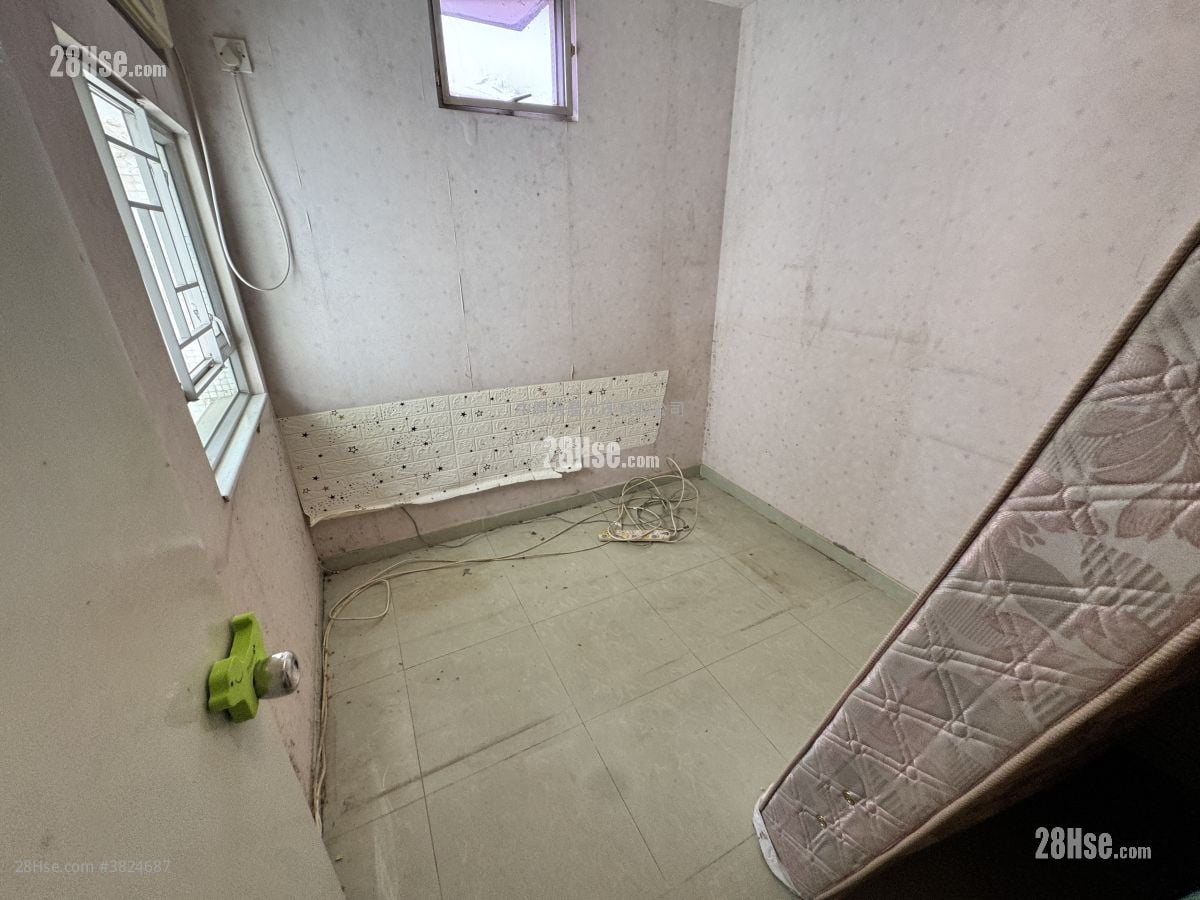 新围苑 售盘 3 房 , 1 浴室 554 平方尺