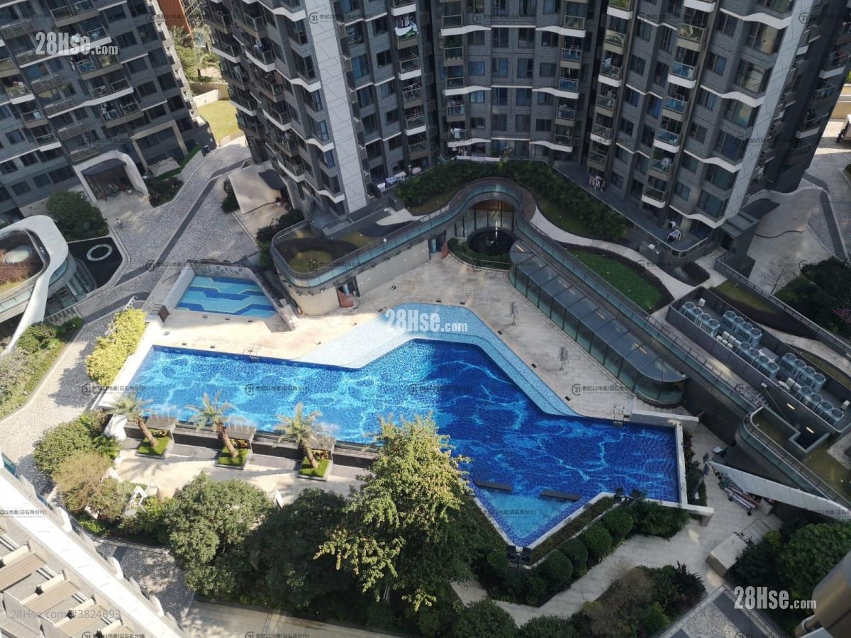 Solaria Sell 2 Bedrooms , 1 Bathroom 458 ft²