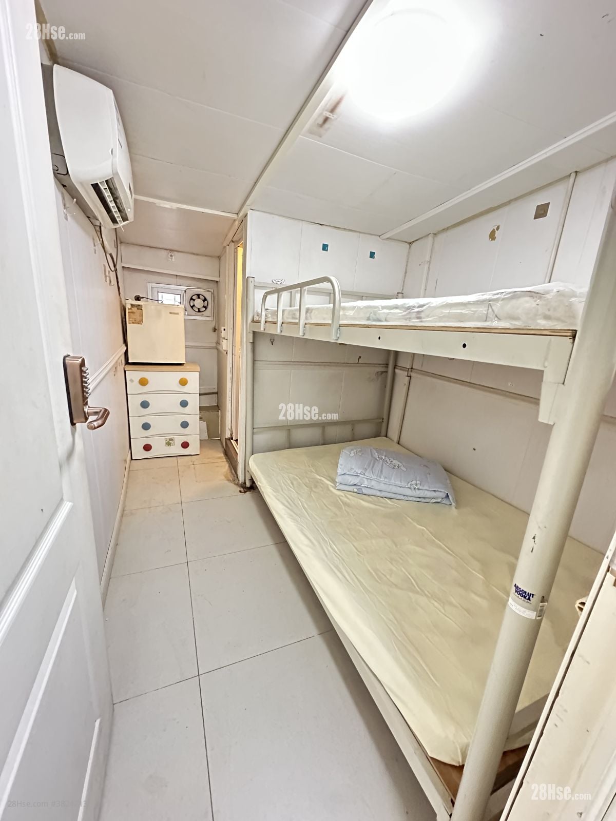 旺角道22號 租盤 5+ 房 160 平方呎