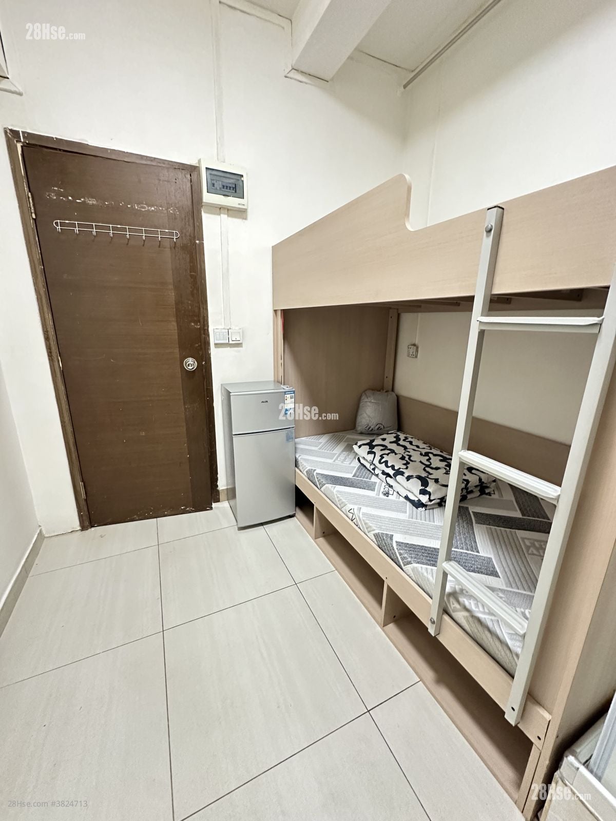 旺角道22號 租盤 5+ 房 160 平方呎