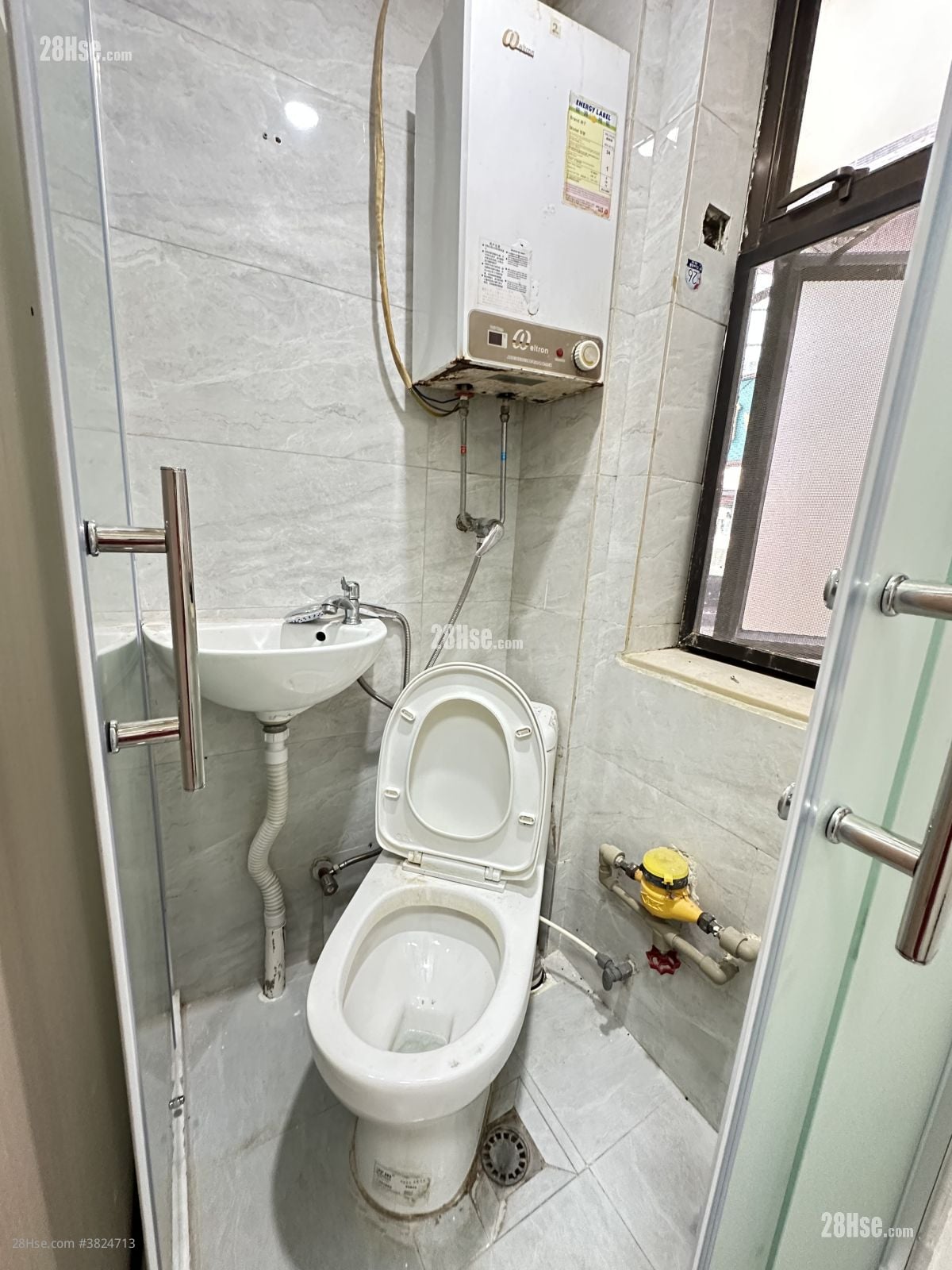 旺角道22號 租盤 5+ 房 160 平方呎