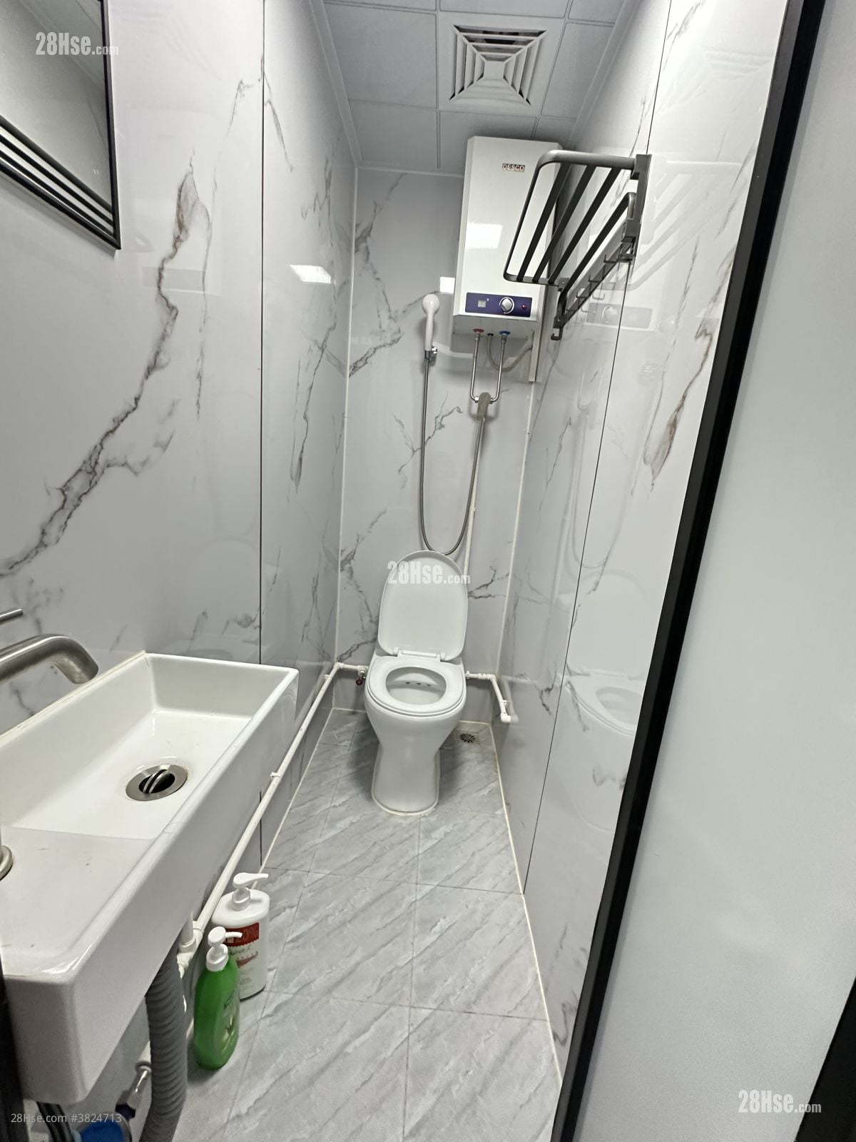 旺角道22號 租盤 5+ 房 160 平方呎