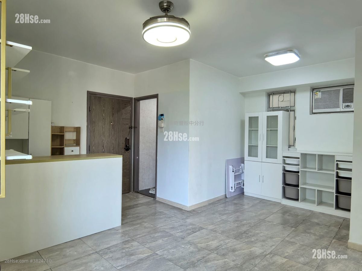 Fanling Centre Rental 2 Bedrooms , 1 Bathroom 473 ft²