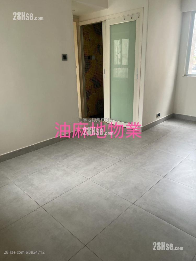 Scenery Court Sell 2 Bedrooms , 1 Bathroom