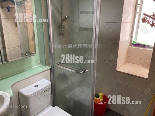 蓝天海岸 售盘 1 房 , 1 浴室 399 平方尺