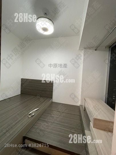 The Reach Sell 2 Bedrooms , 1 Bathroom 355 ft²