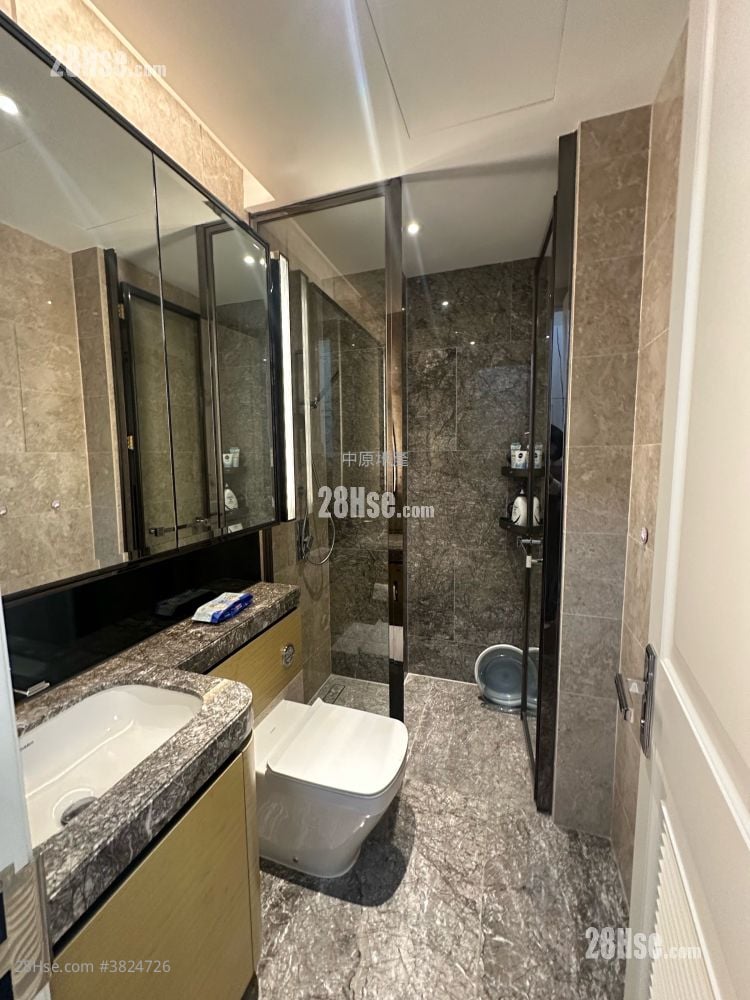 高尔夫御苑 租盘 4 房 , 4 浴室 1,314 平方尺