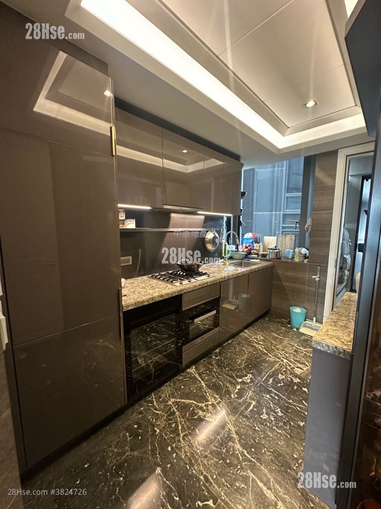 高尔夫御苑 租盘 4 房 , 4 浴室 1,314 平方尺