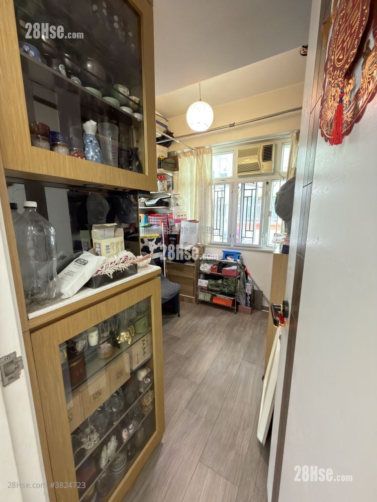 中華大廈 售盤 3 房 , 1 浴室 713 平方呎