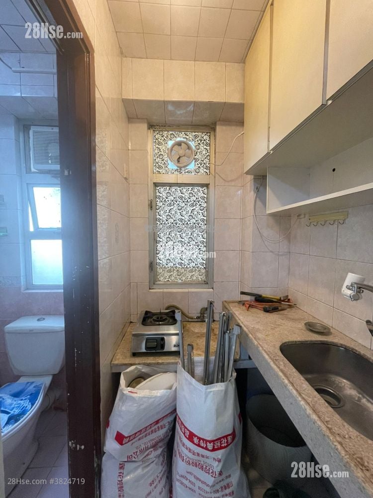 金寶大廈 租盤 1 房 , 1 浴室 252 平方呎