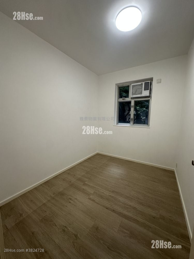 Full Wealth Gardens Sell 2 Bedrooms , 1 Bathroom 451 ft²