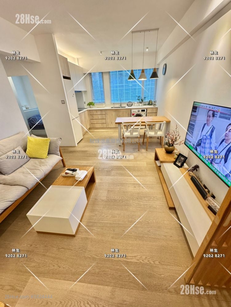 Passkon Court Sell 2 Bedrooms , 1 Bathroom 440 ft²