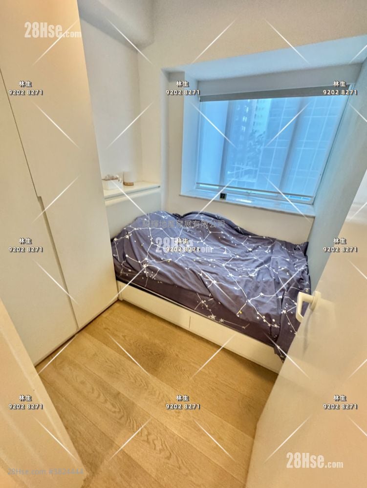 Passkon Court Sell 2 Bedrooms , 1 Bathroom 440 ft²