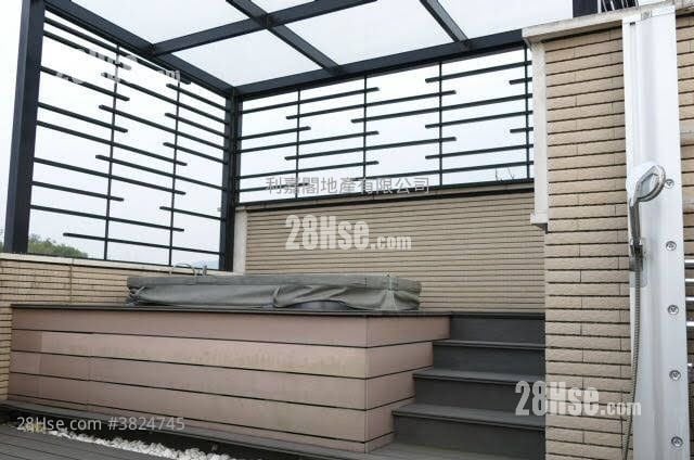 雙魚河 售盤 4 房 , 2 浴室 1,889 平方呎