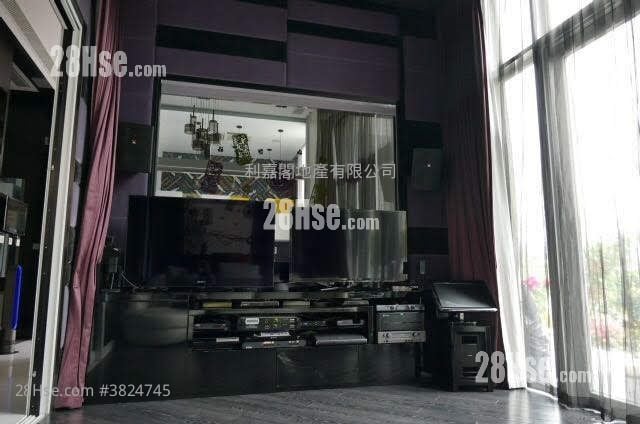 雙魚河 售盤 4 房 , 2 浴室 1,889 平方呎