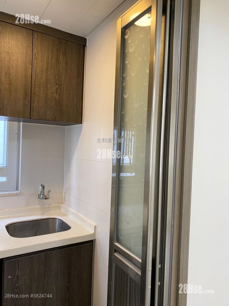 崇富洋樓 售盤 1 房 , 1 浴室 270 平方呎