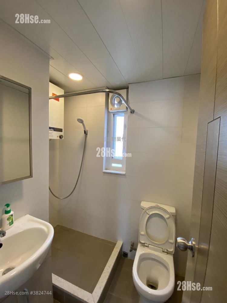 崇富洋樓 售盤 1 房 , 1 浴室 270 平方呎