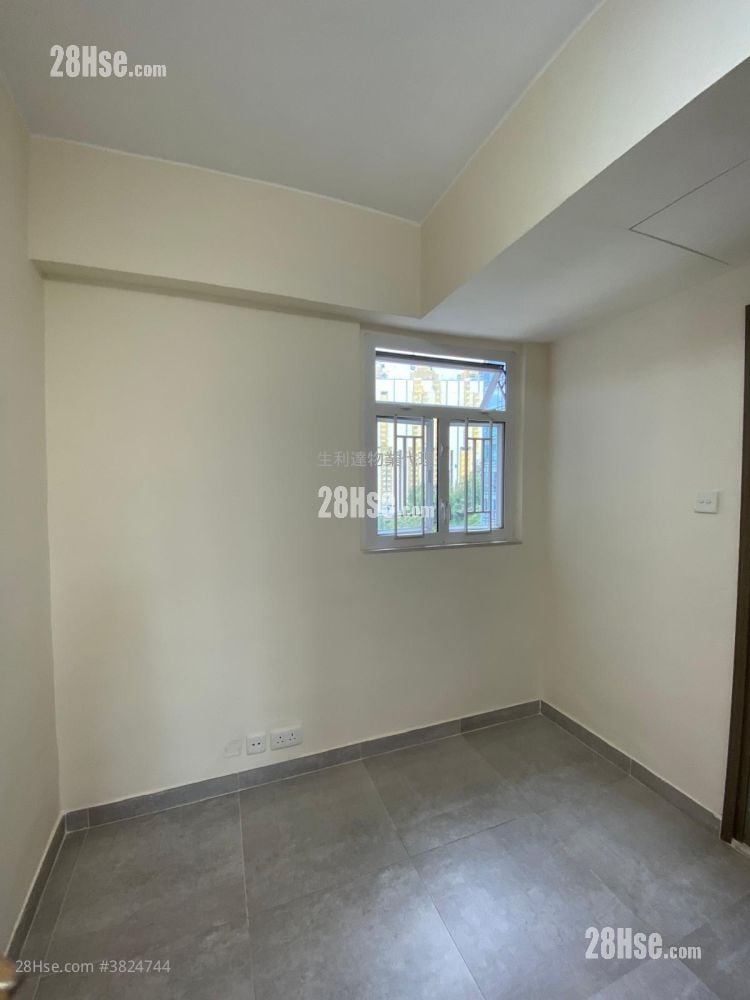 崇富洋樓 售盤 1 房 , 1 浴室 270 平方呎