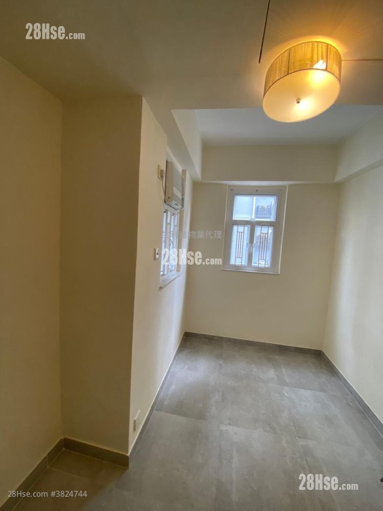 崇富洋樓 售盤 1 房 , 1 浴室 270 平方呎