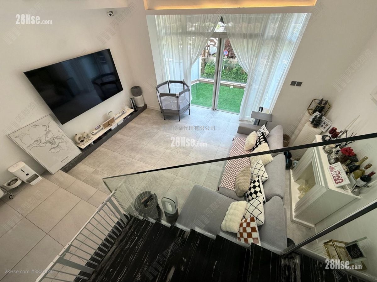 The Beverly Hills Sell 4 Bedrooms 1,597 ft²