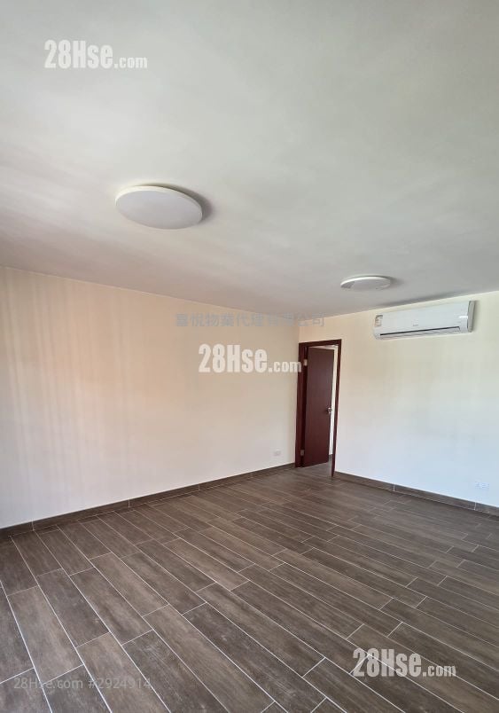 村屋 租盤 3 房 , 1 浴室 700 平方呎