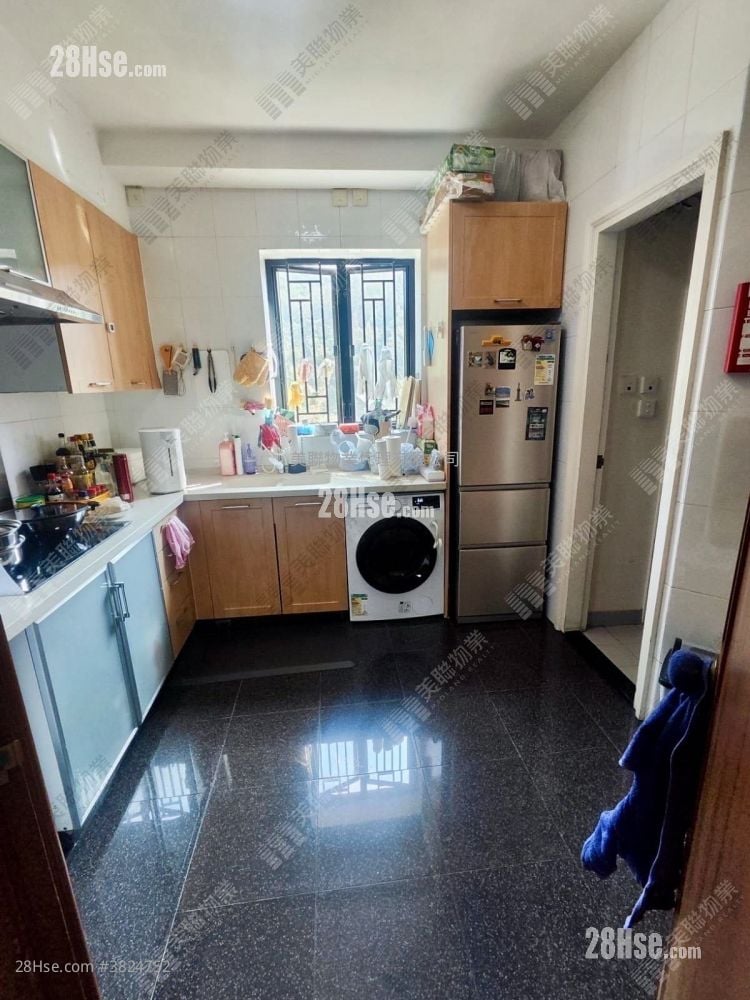 Oscar By The Sea Sell 4 Bedrooms , 3 Bathrooms 1,027 ft²