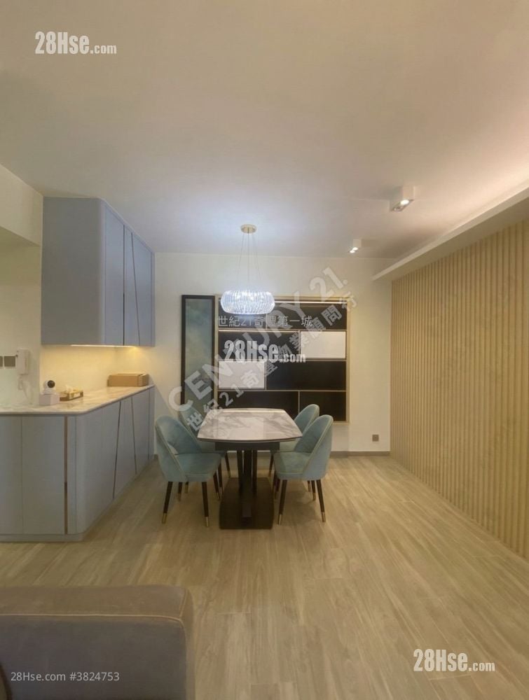 Festival City Sell 3 Bedrooms , 2 Bathrooms 784 ft²