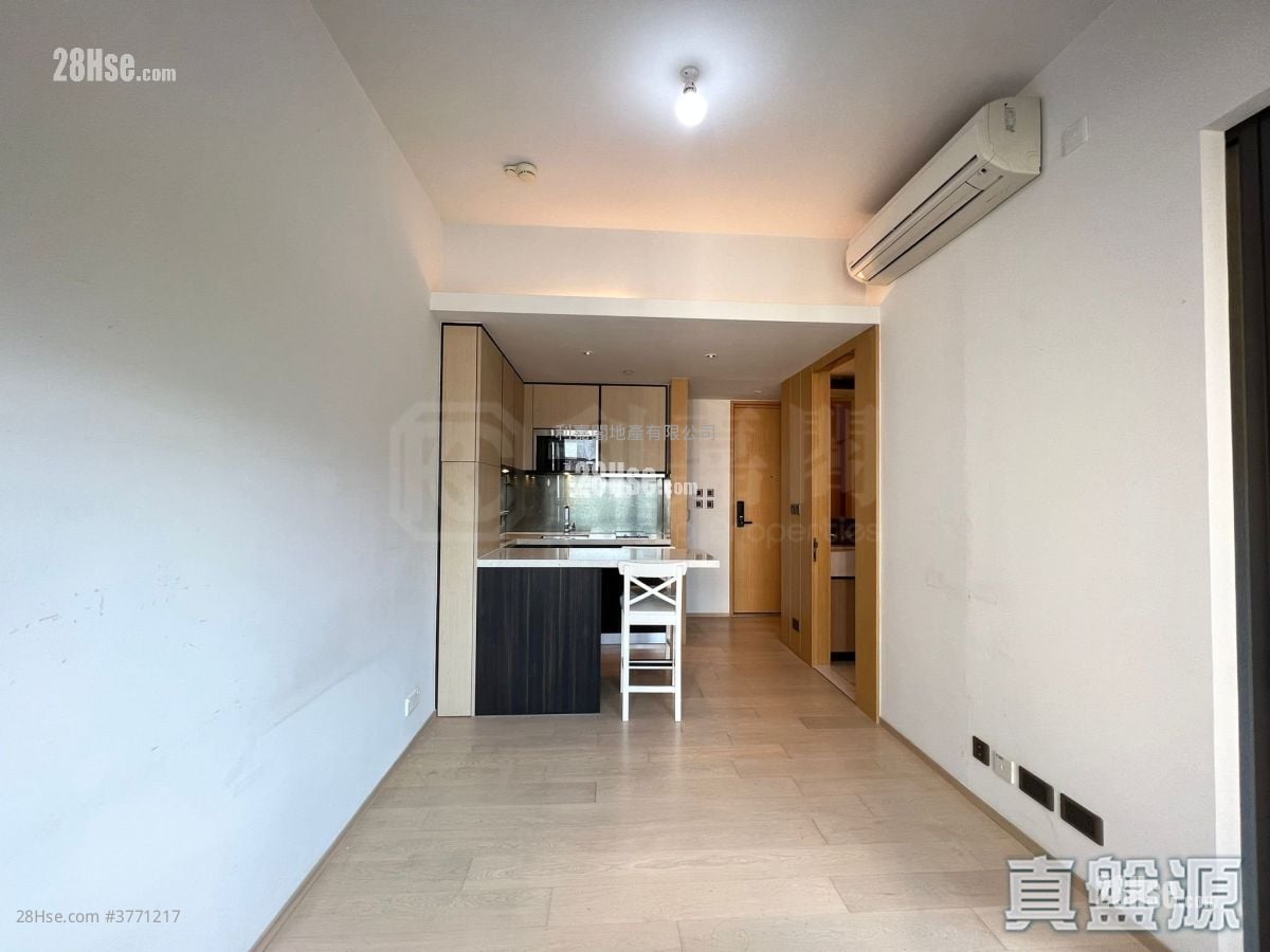 浚峯 售盤 1 房 324 平方呎