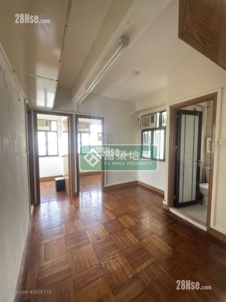 東成大廈 租盤 2 房 , 1 浴室 268 平方呎