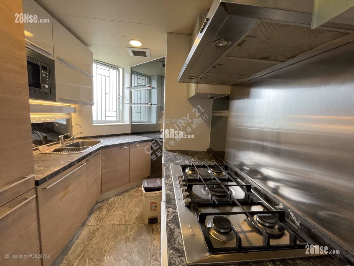 Festival City Sell 4 Bedrooms , 3 Bathrooms 958 ft²