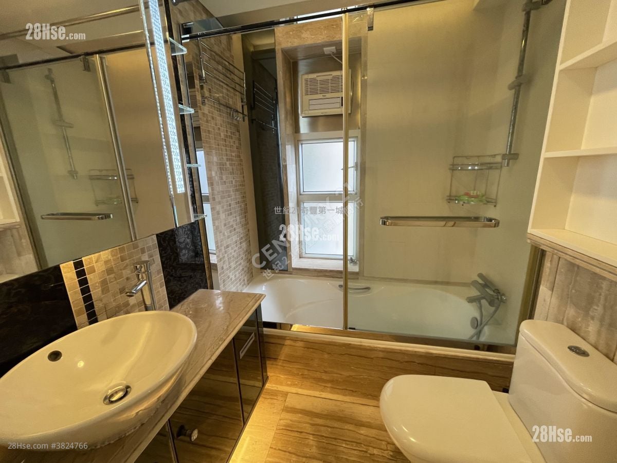 Festival City Sell 4 Bedrooms , 3 Bathrooms 958 ft²