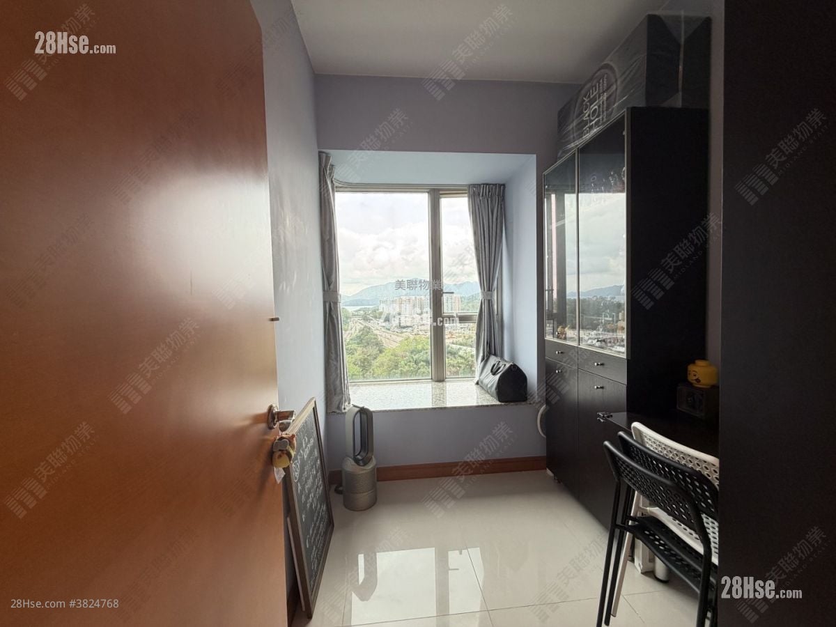 银湖天峰 售盘 3 房 , 2 浴室 924 平方尺