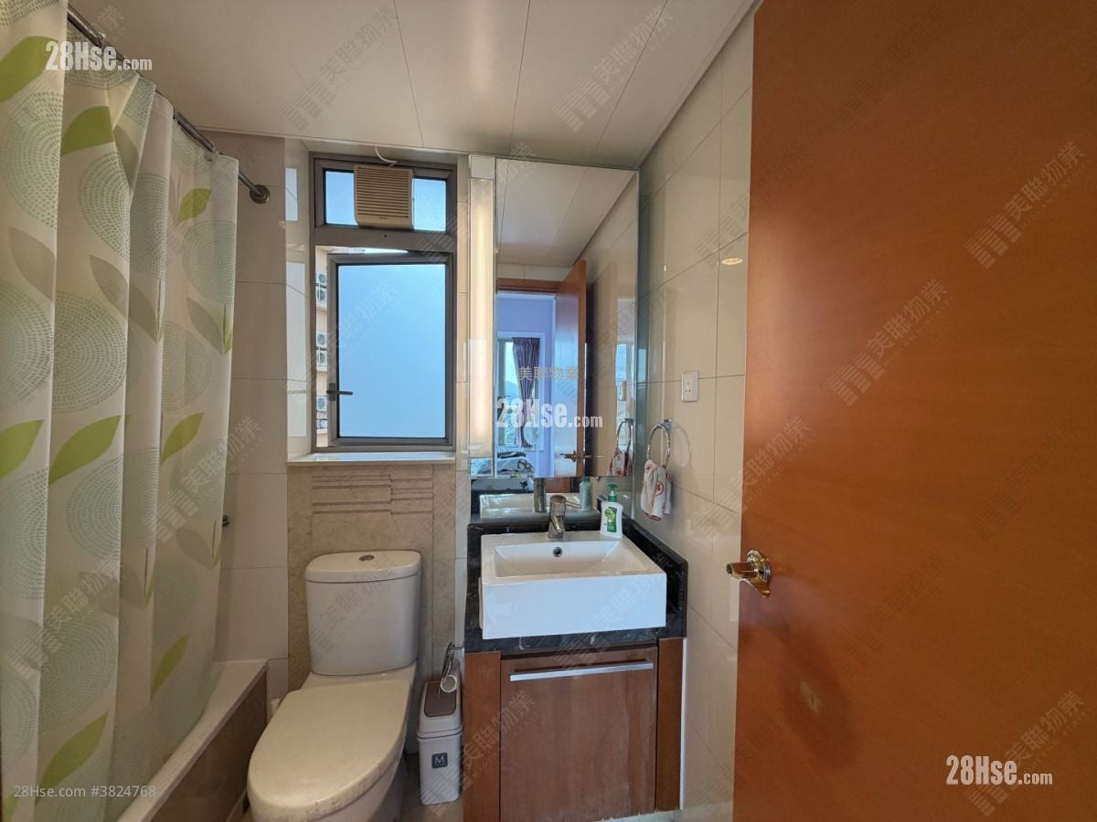 银湖天峰 售盘 3 房 , 2 浴室 924 平方尺