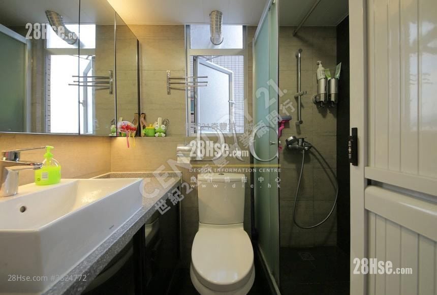 云叠花园 售盘 3 房 , 1 浴室 591 平方尺