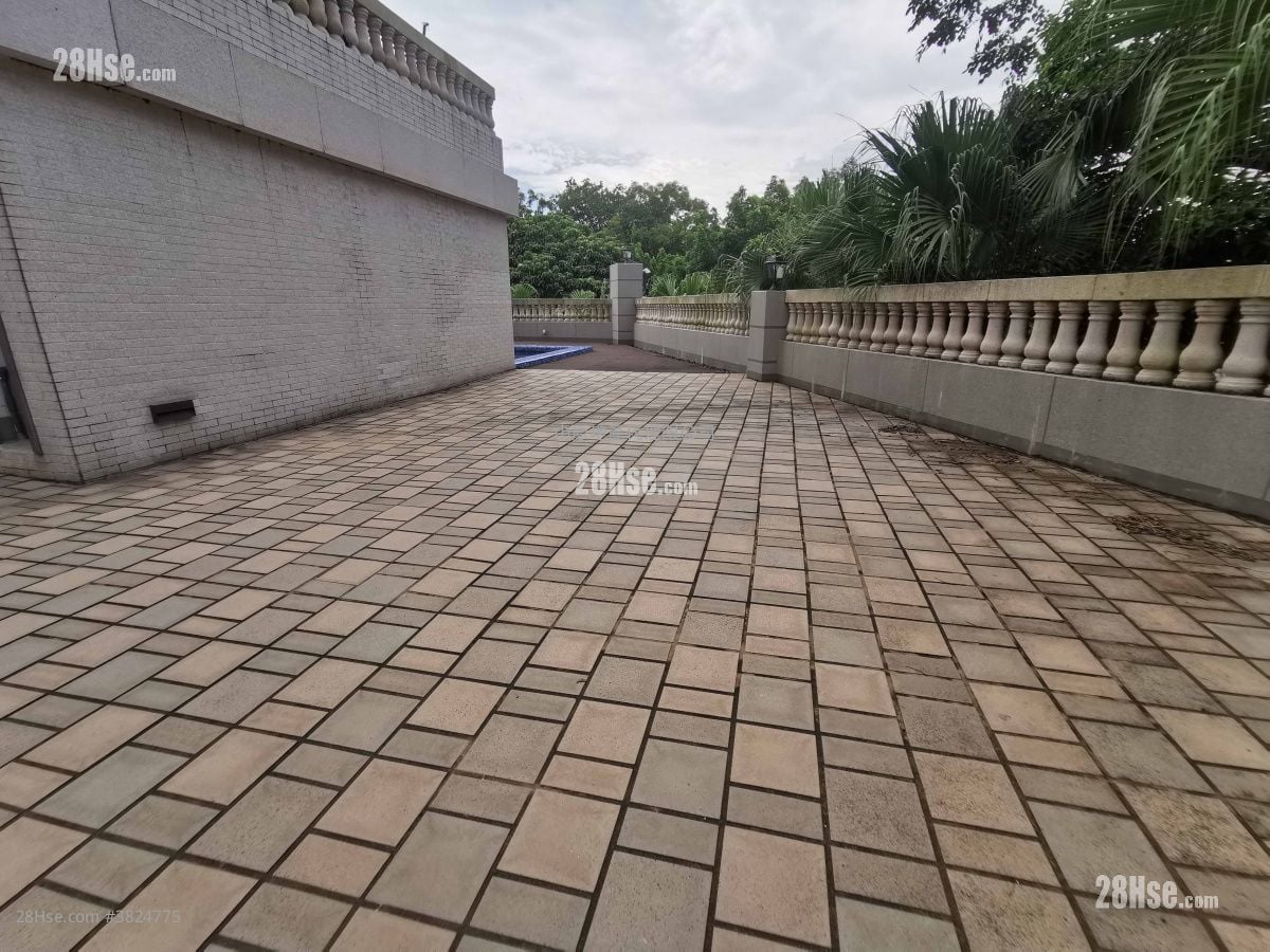 泓山 租盘 4 房 , 3 浴室 2,088 平方尺