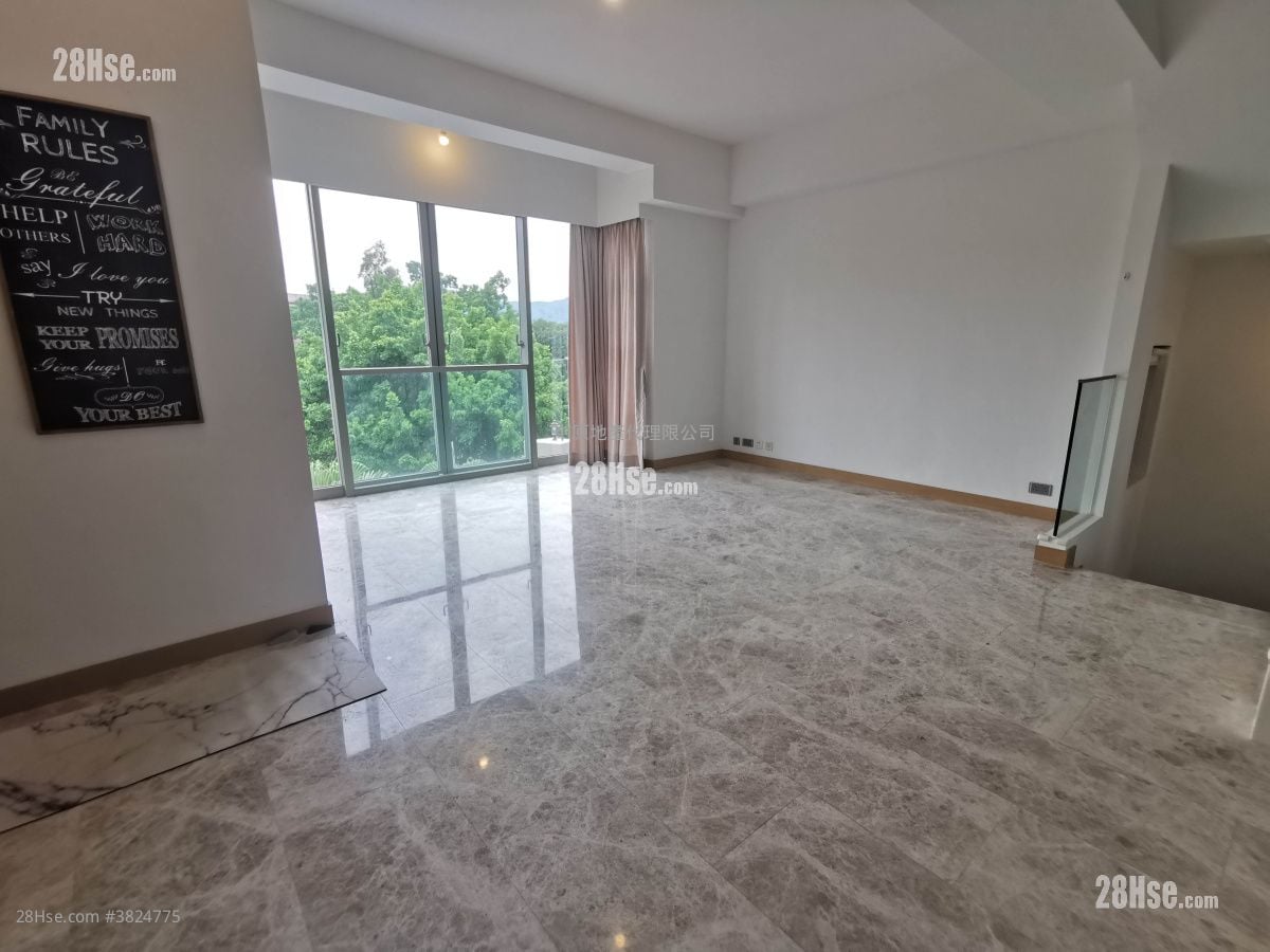 泓山 租盘 4 房 , 3 浴室 2,088 平方尺