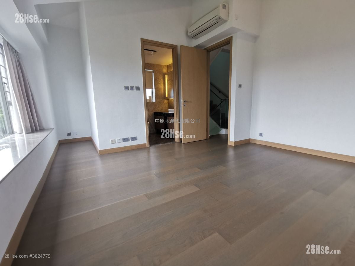 泓山 租盘 4 房 , 3 浴室 2,088 平方尺