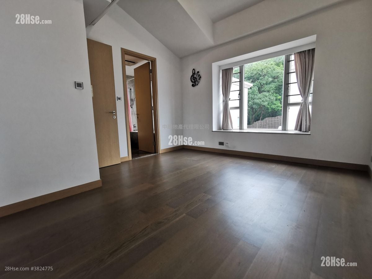 泓山 租盘 4 房 , 3 浴室 2,088 平方尺