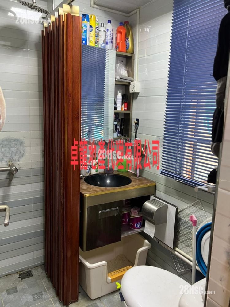 Kwai Lai Building Rental 2 Bedrooms , 1 Bathroom 307 ft²