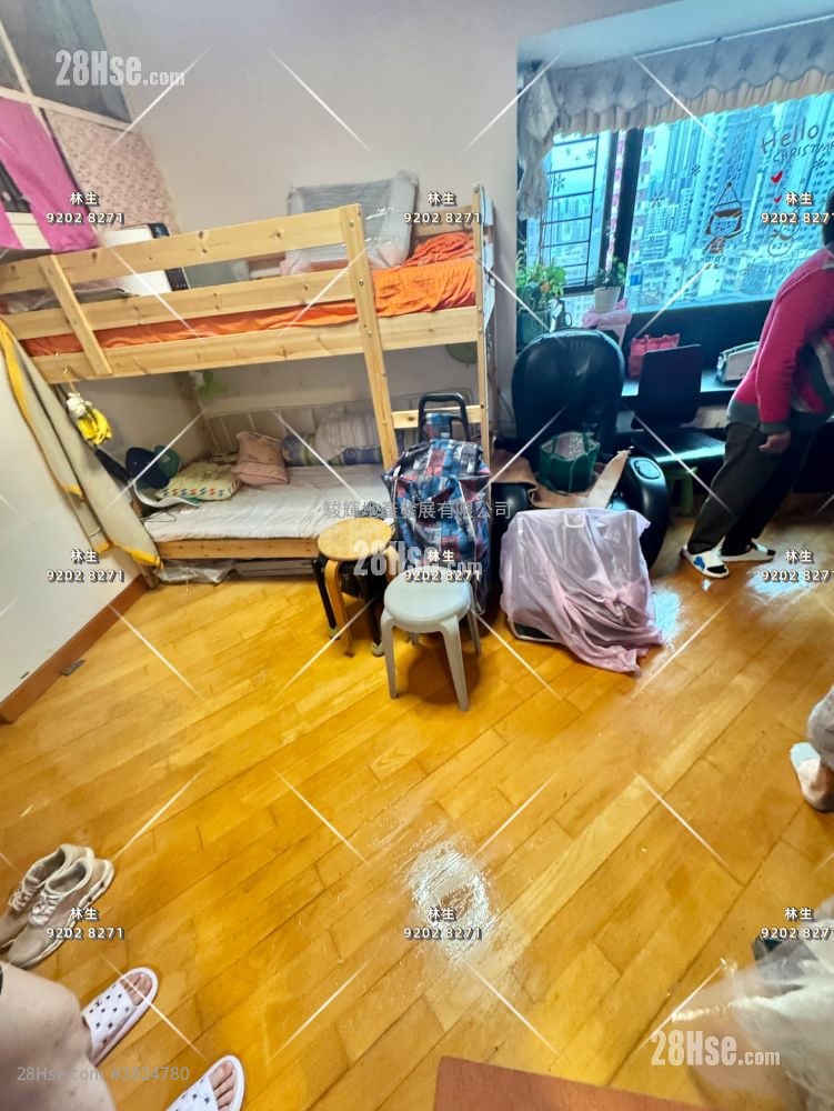 8 Waterloo Road Sell 2 Bedrooms , 1 Bathroom 442 ft²