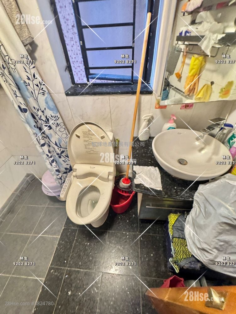 8 Waterloo Road Sell 2 Bedrooms , 1 Bathroom 442 ft²