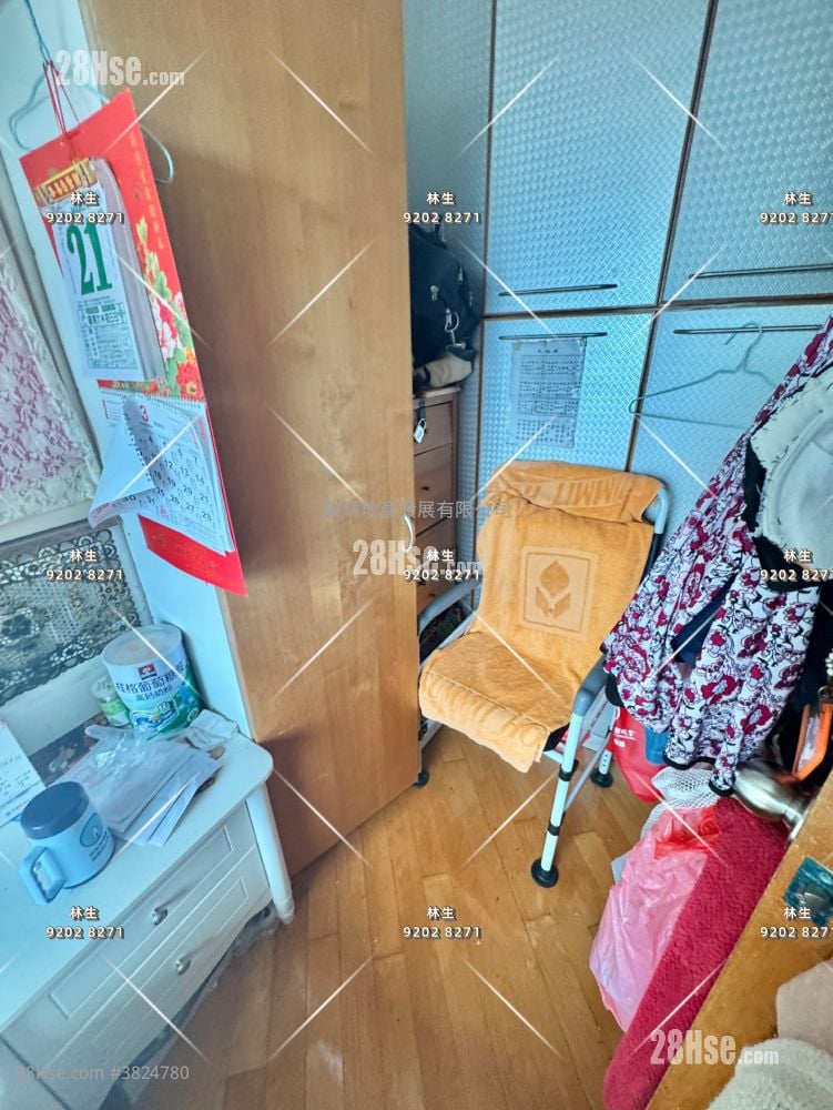 8 Waterloo Road Sell 2 Bedrooms , 1 Bathroom 442 ft²