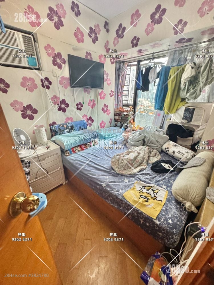 8 Waterloo Road Sell 2 Bedrooms , 1 Bathroom 442 ft²